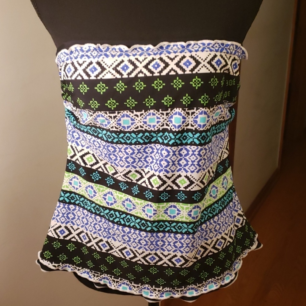 Ocean Ave swim top, adorable style!